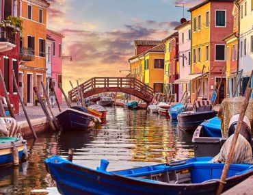 ╰┈➤ Visita la isla de Burano