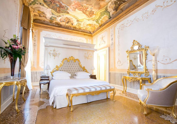 Ca' Bonfadini Historic Experience